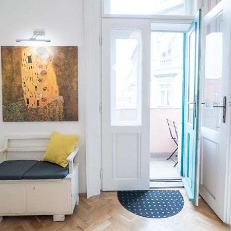 Newsunny Apartment At The Budacastle Budapest Exterior foto